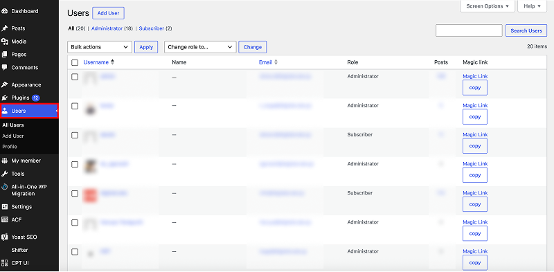 Screenshot: In the WordPress dashboard, go to the [Users] menu.